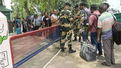 भारत में छिपे बांग्लादेशियों की उल्टी गिनती शुरू, संदिग्धों का डेटा ट्रांसफर, वेरिफिकेशन होते ही चलेगा हंटर!