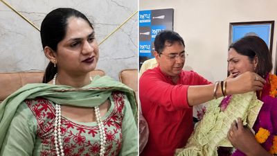 Mahi Mahant: कौन हैं ट्रांसजेंडर माही महंत? जिनकी जीत के बाद पंजाब के कैबिनेट मंत्री ने छुए पैर, फोटो वायरल