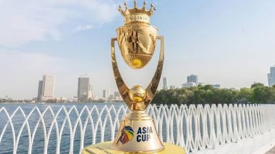 ACC Chief Mohsin Naqvi Hands Over Asia Cup 2025 Trophy to UAE : Reports
