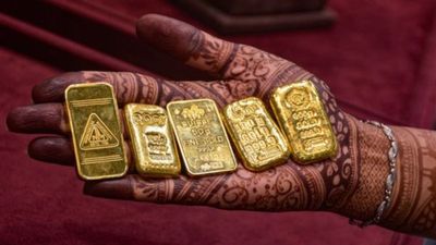 Gold Today Rate, October 15: Check 18, 22 and 24 Carat Gold prices Bengaluru, Chennai, Delhi And Other Cities