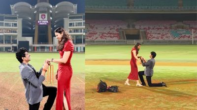 Smriti Mandhana Proposal Video Goes Viral, Palash Muchhal Kneels on Pitch, She Says Yes