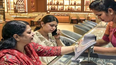 Gold & Silver Prices Dip In Mumbai Today: Check Latest Prices