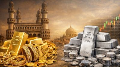 Hyderabad Gold Silver Rate Today, January 31, 2026: Gold Steady, Silver Trades Firm In Local Market