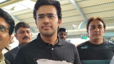 BJP MP Tejasvi Surya Held Briefly Amid Protest with 'Empty Trunk' Over Metro Fare Hike