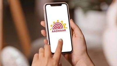 Aadhaar App May Come Preloaded on Smartphones; Apple, Samsung Oppose Move