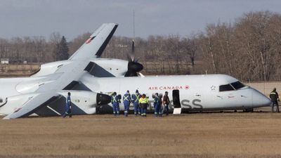 Passengers Evacuated After Air Canada Plane Reportedly Hits Fire Truck At LaGuardia