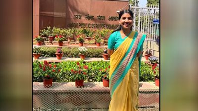 UPSC Result: Astha Jain’s Rank 9 Achievement Sparks EWS Quota Debate
