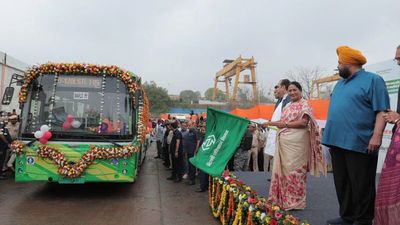 Delhi CM Rekha Gupta Flags Off 300 New EV Buses, DTC Fleet Crosses 2,000 Electric Buses