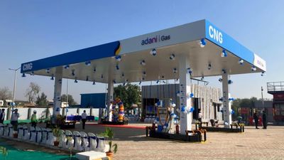 Hyderabad Auto, Cab Drivers Hit By CNG, LPG Shortage; Protest To Begin March 16