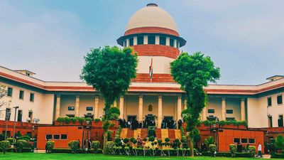 Supreme Court Flags Mamata Banerjee’s Presence During ED Raid as ‘Not a Happy Situation’