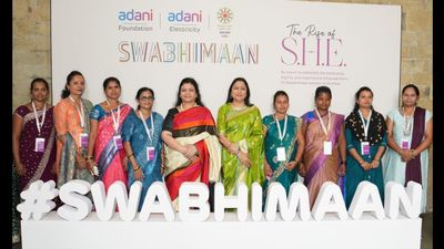 Dr Priti Adani Leads Swabhimaan Programme’s Expansion to Empower 10 Lakh Women Entrepreneurs Across India