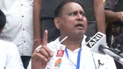 Murshidabad Poll Violence: TMC, Kabir Supporters Clash; Bomb Blast Near Nawda Booth Triggers Panic