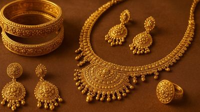Gold Prices in India Stay Above Dubai Rates by Over ₹8,000 on April 16