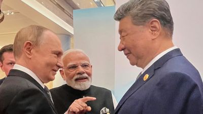 Only Grown-Ups Modi, Putin, Putin Can Save The World: Jeffrey Sachs As Iran-US War Intensifies