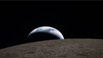 Humans return to the Moon — for the first time in 54 years