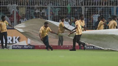 IPL Points Table: Rain Soils KKR vs PBKS Match, Know What Happens When a Match Is Abandoned