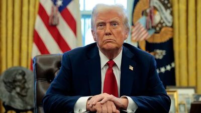 US Iran Nuclear Tension: White House Denies Nuclear Plans Amid Hormuz Crisis