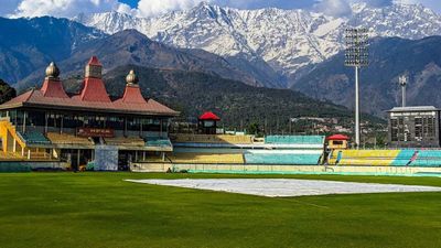 Punjab Kings Vs Royal Challengers Bengaluru: Dharamsala IPL Pitch, Form, And Playoff Implications