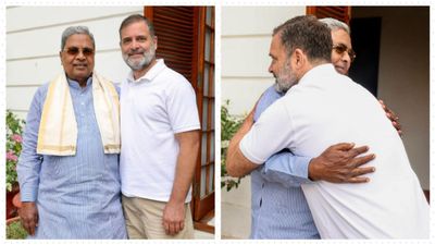 Siddaramaiah Meets Rahul Gandhi A Day After Resigning as Karnataka CM