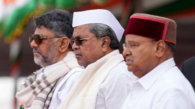 Karnataka 'Game Of Thrones': Why Siddaramaiah Is Not An Easy Gamble For Congress 