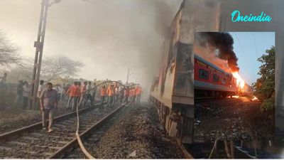 Rajdhani Express Coach On Thiruvananthapuram-Hazrat Nizamuddin Route Catches Fire In Kota Division