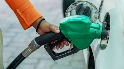 India Scraps Excise Duty On Petrol With 22% to 30% Ethanol Blend