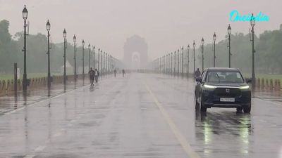 Will It Rain In Delhi Today? IMD Issues Yellow Alert As Thunderstorms, Lightning And Gusty Winds Loom