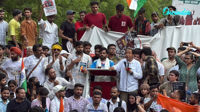 Sonam Wangchuk Joins CJP Protest, Demands Beyond Pradhan's Resignation; Watch His Full Speech At Jantar Mantar