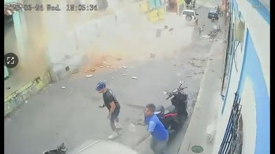 Venezuela Earthquake: Moment Caracas Was Hit by Two Earthquake, Videos Show Residents Running for Safety