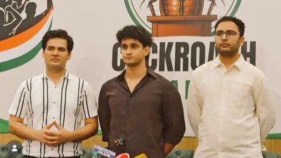 'Dhruv Rathee Is a Star of This Country': Vijeta Dahiya Defends YouTuber Amid CJP Protest