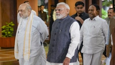 Amit Shah Backs PM Modi's Fast-Track Courts Plan to Crack Down on NEET Paper Leaks
