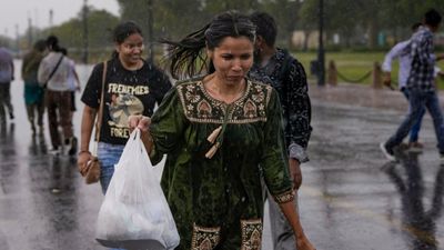 Delhi Rains Today: IMD Issues Red Alert as Monsoon Set to Arrive on July 3 or 4