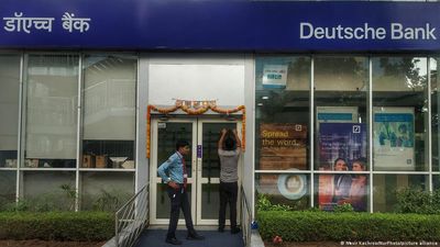 Kotak to Buy Deutsche Bank Retail Operations