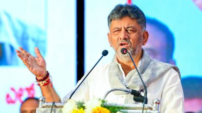 ಈ ಭಾಗದಲ್ಲಿ ಭೂಮಿ ಬೆಲೆ ಏರಿಕೆ; ಎಕರೆ ಭೂಮಿಗೆ 30-40 ಲಕ್ಷ : ಬಿಗ್‌ ಅಪ್‌ಡೇಟ್‌ ಕೊಟ್ಟ ಡಿ ಕೆ ಶಿವಕುಮಾರ್‌