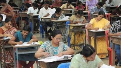 Teacher Recruitment: 4.47 ಲಕ್ಷ ಟಿಇಟಿ ಅರ್ಹರಲ್ಲಿ ಉದ್ಯೋಗ ಪಡೆದವರೆಷ್ಟು? ಪರೀಕ್ಷೆ ಸ್ಥಗಿತಕ್ಕೆ ಒತ್ತಾಯ