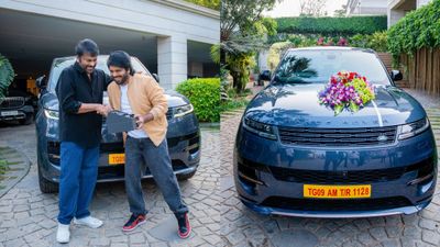 Range Rover Gift: ನಿರ್ದೇಶಕನಿಗೆ ದುಬಾರಿ ರೇಂಜ್‌ ರೋವರ್‌ ಕಾರು ಗಿಫ್ಟ್‌ ಕೊಟ್ಟ ನಟ ಚಿರಂಜೀವಿ