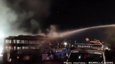 Nelamangala National Highway 48: ನೆಲಮಂಗಲ ರಾಷ್ಟ್ರೀಯ ಹೆದ್ದಾರಿ 48ರಲ್ಲಿ ಖಾಸಗಿ ಬಸ್ ಅಪಘಾತ: 40 ಜನ ಪಾರು