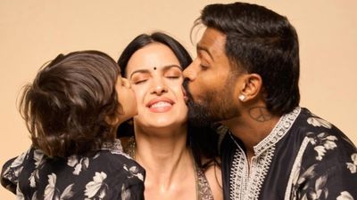 Hardik Pandya: ಮಾಜಿ ಪತ್ನಿಗೆ 4,00,00,000 ರೂಪಾಯಿ ಕಾರು ಗಿಫ್ಟ್ ನೀಡಿದ ಹಾರ್ದಿಕ್ ಪಾಂಡ್ಯ: ವಿಡಿಯೋ ವೈರಲ್