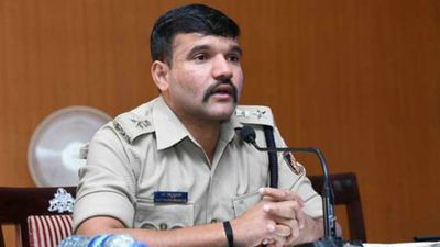 ಹಿರಿಯ ಐಪಿಎಸ್‌ ಅಧಿಕಾರಿ ರವಿ ಡಿ.ಚನ್ನಣ್ಣನವರ್  ದಿಢೀರ್ ವರ್ಗಾವಣೆ ಮಾಡಿ ರಾಜ್ಯ ಸರ್ಕಾರ ಆದೇಶ 