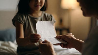 ಮಕ್ಕಳು ಬರೆದ ಲವ್ ಲೆಟರ್ ಸಿಕ್ಕರೆ ಅಪ್ಪ-ಅಮ್ಮ ಮಾಡಬೇಕಾದ್ದು ಇಷ್ಟೇ