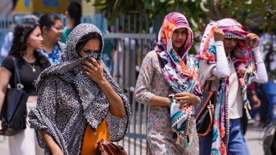 Karnataka weather: ಕರ್ನಾಟಕದಲ್ಲಿ ತಗ್ಗಿದ ಚಳಿ, ಈ ಜಿಲ್ಲೆಗಳಲ್ಲಿ ಹೆಚ್ಚಾಗಲಿದೆ ಬಿಸಿಲು