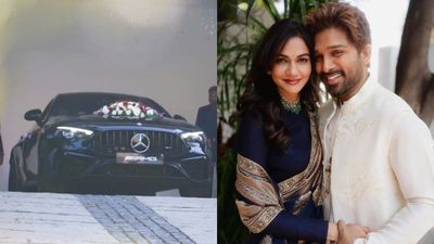 Allu Arjun: ವಿವಾಹ ವಾರ್ಷಿಕೋತ್ಸವ: ಪತ್ನಿಗೆ 1.81 ಕೋಟಿ ಬೆಲೆಯ ಮರ್ಸಿಡಿಸ್ ಕಾರು ಗಿಫ್ಟ್‌ ಕೊಟ್ಟ ಅಲ್ಲು ಅರ್ಜುನ್