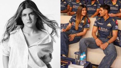 ಅನನ್ಯಾ ಬಿರ್ಲಾ-ಶುಭ್‌ಮನ್ ಗಿಲ್‌ ಭೇಟಿ: ಆರ್‌ಸಿಬಿ ಹೊಸ ಮಾಲೀಕನ ಸಹೋದರಿಗೆ ಗುಜರಾತ್ ಜೆರ್ಸಿನಾ ಎಂದ ನೆಟ್ಟಿಗರು                