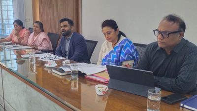 ಬೆಂಗಳೂರು ಉತ್ತರ: ಮಳೆಗಾಲಕ್ಕೂ ಮುನ್ನ ಮುನ್ನೆಚ್ಚರಿಕೆ ಕ್ರಮ, ರಸ್ತೆ ಅಗಲೀಕರಣ, ಟಿ.ಡಿ.ಆರ್ ಬಗ್ಗೆ ಮಹತ್ವದ ಚರ್ಚೆ 