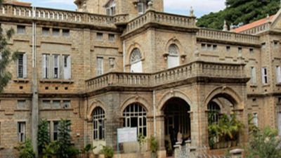 Bengaluru: ಬೆಂಗಳೂರು ವಿಕ್ಟೋರಿಯಾ ಆಸ್ಪತ್ರೆಯ ಹೆಸರು ಬದಲಾವಣೆ: ಕಾರವಾರ, ಯಾದಗಿರಿಯಲ್ಲಿ ಸೂಪರ್ ಸ್ಪೆಷಾಲಿಟಿ ಆಸ್ಪತ್ರೆ