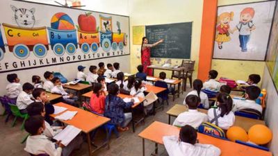 Karnataka School Fee: ಪ್ರೈವೇಟ್ ಸ್ಕೂಲ್ ಫೀ ಮತ್ತೆ ದುಬಾರಿ: ಶುಲ್ಕ ಹೆಚ್ಚಿಸಲು ಸಜ್ಜಾದ ಖಾಸಗಿ ಶಾಲೆಗಳು, ಪೋಷಕರಲ್ಲಿ ಆತಂಕ