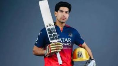 ಐಪಿಎಲ್‌ನಲ್ಲಿ ಯಾರೂ ಕೊಳ್ಳದಿದ್ದರೂ ಅಯೋಧ್ಯೆಯಲ್ಲಿ ಅಬ್ಬರಿಸಿದ ಆರ್‌ಸಿಬಿ ಮಾಜಿ ಆಟಗಾರ; 195 ರನ್ ಚಚ್ಚಿದ ಸ್ವಸ್ತಿಕ್ ಚಿಕಾರ     