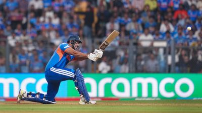 ಟಿ20 ವಿಶ್ವಕಪ್‌ 2026 ಫೈನಲ್‌:  ಕಿವೀಸ್ ಬೌಲರ್‌ಗಳ ವಿರುದ್ಧ ಟೀಂ ಇಂಡಿಯಾ ಬ್ಯಾಟರ್‌ಗಳ ದಂಡಯಾತ್ರೆ: ಮಿಂಚಿದ ಶಿವಂ ದುಬೆ