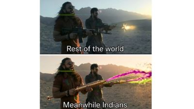 Viral Meme: ಜಗತ್ತಿನ ಕಣ್ಣು ಯುದ್ಧದತ್ತ, ಭಾರತೀಯರ ಚಿತ್ತ ಹೋಳಿಯತ್ತ