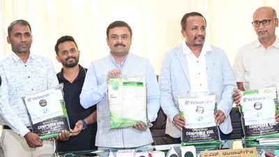 ಬೆಂಗಳೂರು: ಕರ್ನಾಟಕ ಕಾಂಪೋಸ್ಟ್ ಅಭಿವೃದ್ಧಿ ನಿಗಮದಿಂದ ರೈತರಿಗೆ ಉಚಿತ ಕಾಂಪೋಸ್ಟ್ ವಿತರಣೆ 